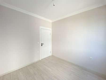 Neue Luxuriöse 2 1 Wohnung Mit Einer Siedlung Zum Verkauf Gegenüber Dem Park In Kumbağ