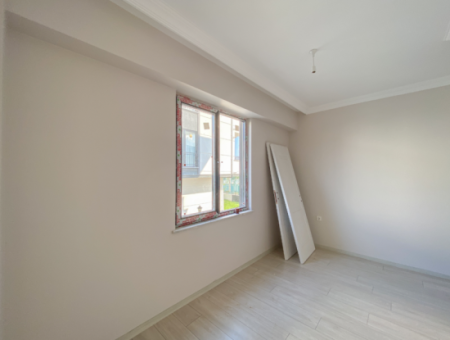 Neue Luxuriöse 2 1 Wohnung Mit Einer Siedlung Zum Verkauf Gegenüber Dem Park In Kumbağ