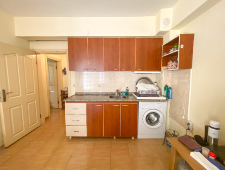 Geräumige 2 1 Wohnung Zum Verkauf Mit Garten In Zentraler Lage In Kumbag