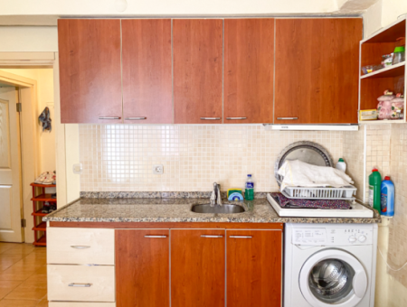 Geräumige 2 1 Wohnung Zum Verkauf Mit Garten In Zentraler Lage In Kumbag