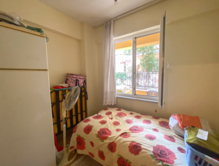 Geräumige 2 1 Wohnung Zum Verkauf Mit Garten In Zentraler Lage In Kumbag