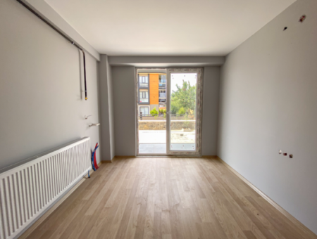 Luxus 1 1 Wohnungen Zum Verkauf In Kumbag Sea Side Komplex Mit Pool