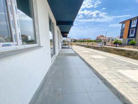 Luxus 1 1 Wohnungen Zum Verkauf In Kumbag Sea Side Komplex Mit Pool