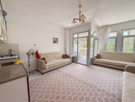 2 1 Wohnung Zum Verkauf In Kumbag, Ganz In Der Nähe Von Gundal Beach