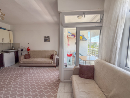2 1 Wohnung Zum Verkauf In Kumbag, Ganz In Der Nähe Von Gundal Beach