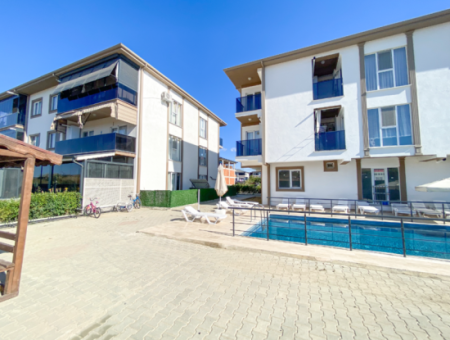 2 1 Brandneue Wohnungen Zur Miete In Der Nähe Des Meeres Im Kumbağ Pool Complex
