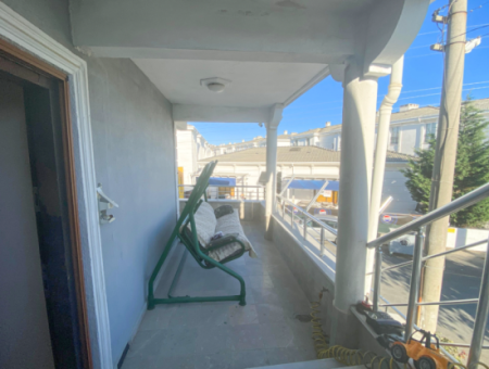 Voll Möblierte 2 1 Wohnung Zu Vermieten In Kumbag, Ganz In Der Nähe Des Meeres