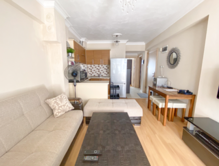 2 1 Wohnung Zum Verkauf In Kumbag, Ganz In Der Nähe Des Meeres