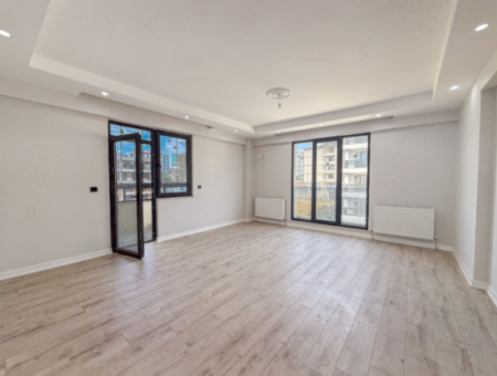 Luxus Sehr Geräumige 2 1 Wohnung Zu Vermieten In Neubau Im Stadtteil Atatürk 