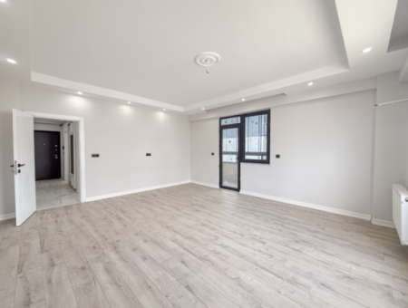 Luxus Sehr Geräumige 2 1 Wohnung Zu Vermieten In Neubau Im Stadtteil Atatürk 