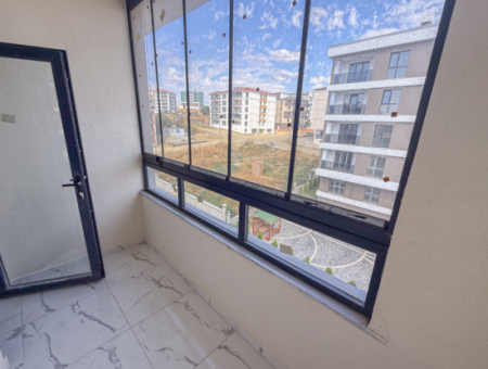 Luxus Sehr Geräumige 2 1 Wohnung Zu Vermieten In Neubau Im Stadtteil Atatürk 