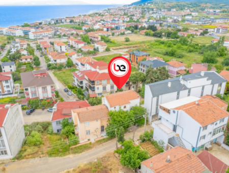 4 1 Triplex Villa Zum Verkauf Mit Grosser Terrasse Mit Meerblick In Kumbağ