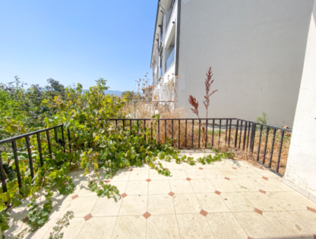 4 1 Triplex Villa Zum Verkauf Mit Grosser Terrasse Mit Meerblick In Kumbağ