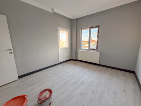 Sehr Geräumige 3 1 Wohnung Zu Vermieten In Zentraler Lage In Altinova