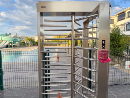1 1 Wohnung Zum Verkauf In Einem Komplex In Der Nähe Des Meeres Mit Aquapark Und Pool