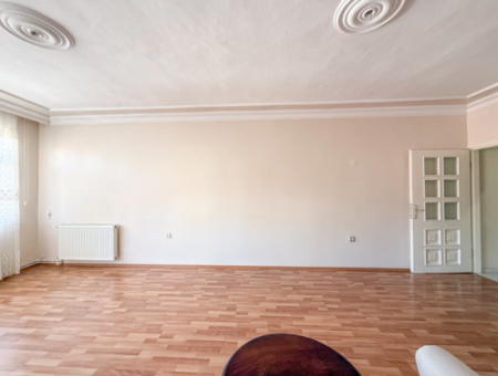 2 1 Wohnung Zum Verkauf Mit Aufzug In Der Muratli Strasse