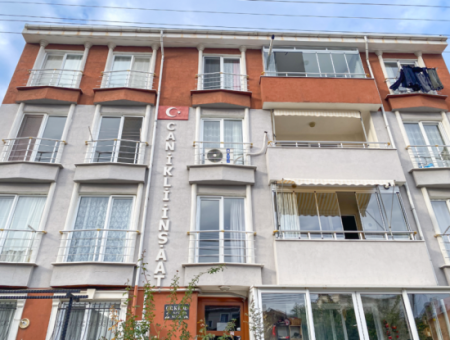 Sehr Grosse, Voll Möblierte 2 1 Wohnung Zu Vermieten Im Dorf Kumbağ