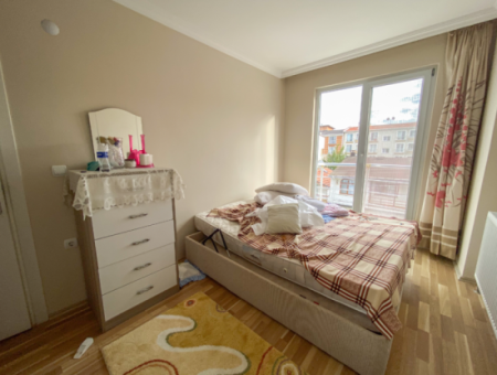 Sehr Grosse, Voll Möblierte 2 1 Wohnung Zu Vermieten Im Dorf Kumbağ