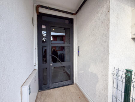 2 1 Wohnungen Zum Verkauf Mit Garten In Boutique-Anlage Mit Pool In Kumbağ