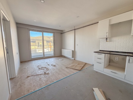 Luxus 1 1 Wohnung Zu Vermieten In Der Nähe Des Meeres In Einem Komplex Mit Kumbağ Pool