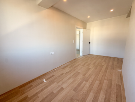 Luxus 1 1 Wohnung Zu Vermieten In Der Nähe Des Meeres In Einem Komplex Mit Kumbağ Pool