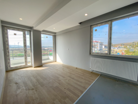 Luxus 2 1 Wohnungen Zum Verkauf In Kumbag Sea Side Komplex Mit Pool