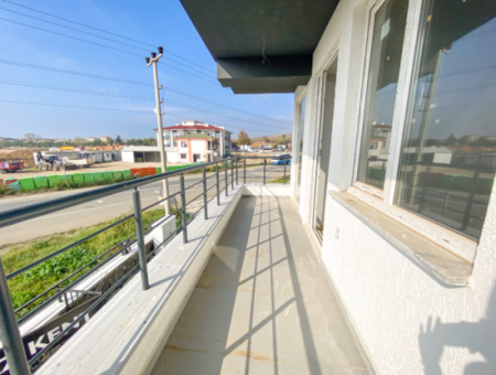 Luxus 2 1 Wohnungen Zum Verkauf In Kumbag Sea Side Komplex Mit Pool