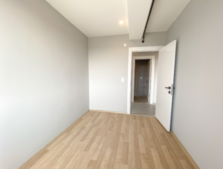 Luxus 2 1 Wohnungen Zum Verkauf In Kumbag Sea Side Komplex Mit Pool