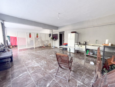 Grosse Und Geräumige 2 1 Wohnung Zum Verkauf An Der Hauptstrasse In Kumbağ