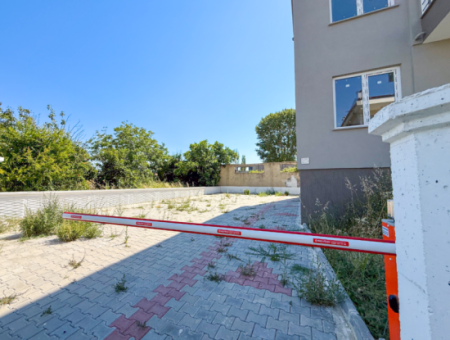 Geräumige Neue 2 1 Wohnung Zum Verkauf Mit Eigenem Bad In Kumbağ