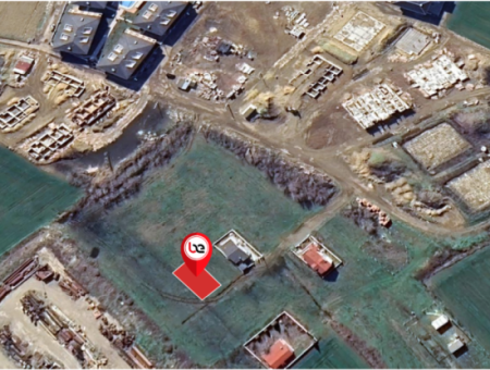 248 Quadratmeter 3-Stöckiges Grundstück Zum Verkauf In Kumbağ