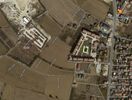 248 Quadratmeter 3-Stöckiges Grundstück Zum Verkauf In Kumbağ