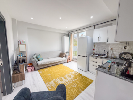 1 1 Wohnung Mit Garten In Einem Neuen Gebäude Auf Der Strandseite Der Strasse In Kumbağ