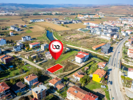 4-Stöckiges Wohngrundstück Zum Verkauf In Kumbağ