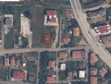 4-Stöckiges Wohngrundstück Zum Verkauf In Kumbağ