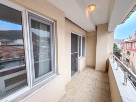 3 1 Duplex Zum Verkauf Mit Terrasse Und Doppelbalkon Im Zentrum Von Kumbağ