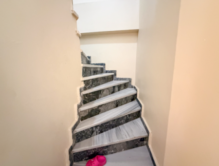 3 1 Duplex Zum Verkauf Mit Terrasse Und Doppelbalkon Im Zentrum Von Kumbağ