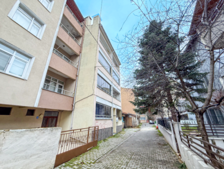 3 1 Duplex Zum Verkauf Mit Terrasse Und Doppelbalkon Im Zentrum Von Kumbağ