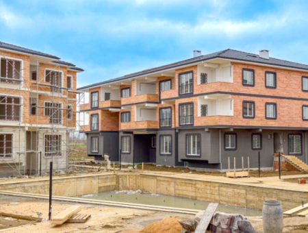 2 1 Duplex-Wohnungen Zum Verkauf Im Ova Kent 2 Komplex Mit Luxuspool In Kumbağ