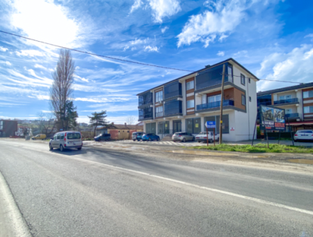 135 M² Grosser Laden Zu Mieten In Der Stark Belebten Hauptstrasse Kumbağ