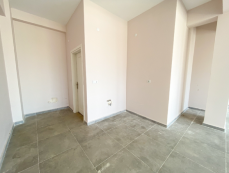 135 M² Grosser Laden Zu Mieten In Der Stark Belebten Hauptstrasse Kumbağ