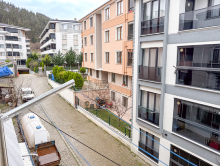 Geräumige 2 U1 Wohnungen Zum Verkauf Mit Siedlung In Der Nähe Der Kumbağ Marktstrasse