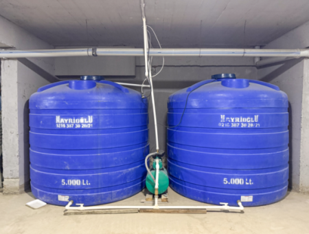 Geräumige 2 U1 Wohnungen Zum Verkauf Mit Siedlung In Der Nähe Der Kumbağ Marktstrasse