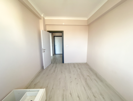 11 Wohnung Zur Vermietung Auf Einem Grundstück Null Zur Hauptstrasse In Kumbağ