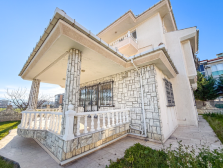 Trplex 7 1 Villa Zum Verkauf Auf 740 M² Grundstück In Kumbağ