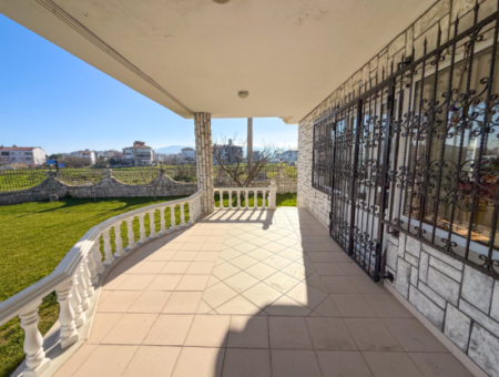 Trplex 7 1 Villa Zum Verkauf Auf 740 M² Grundstück In Kumbağ