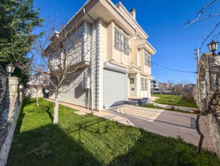 Trplex 7 1 Villa Zum Verkauf Auf 740 M² Grundstück In Kumbağ