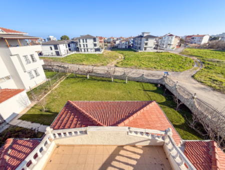 Trplex 7 1 Villa Zum Verkauf Auf 740 M² Grundstück In Kumbağ