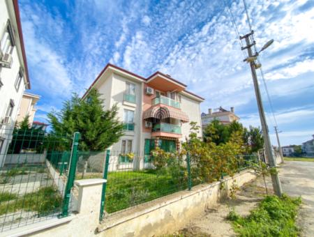 Möblierte 11 Wohnungen An Der Meerseite Der Strasse In Kumbağ