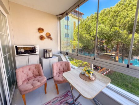 2 1 Wohnungen Zum Verkauf Auf Einem Zentral Gelegenen Gelände Mit Pool In Kumbağ